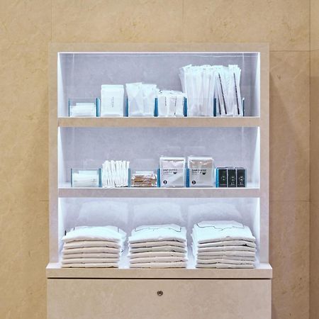 Hotel Villa Fontaine Tokyo-Jimbocho Екстер'єр фото