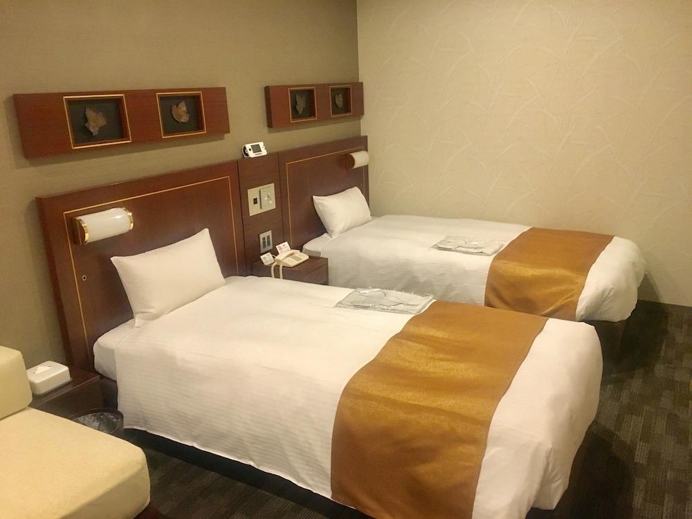 Hotel Villa Fontaine Tokyo-Jimbocho Екстер'єр фото