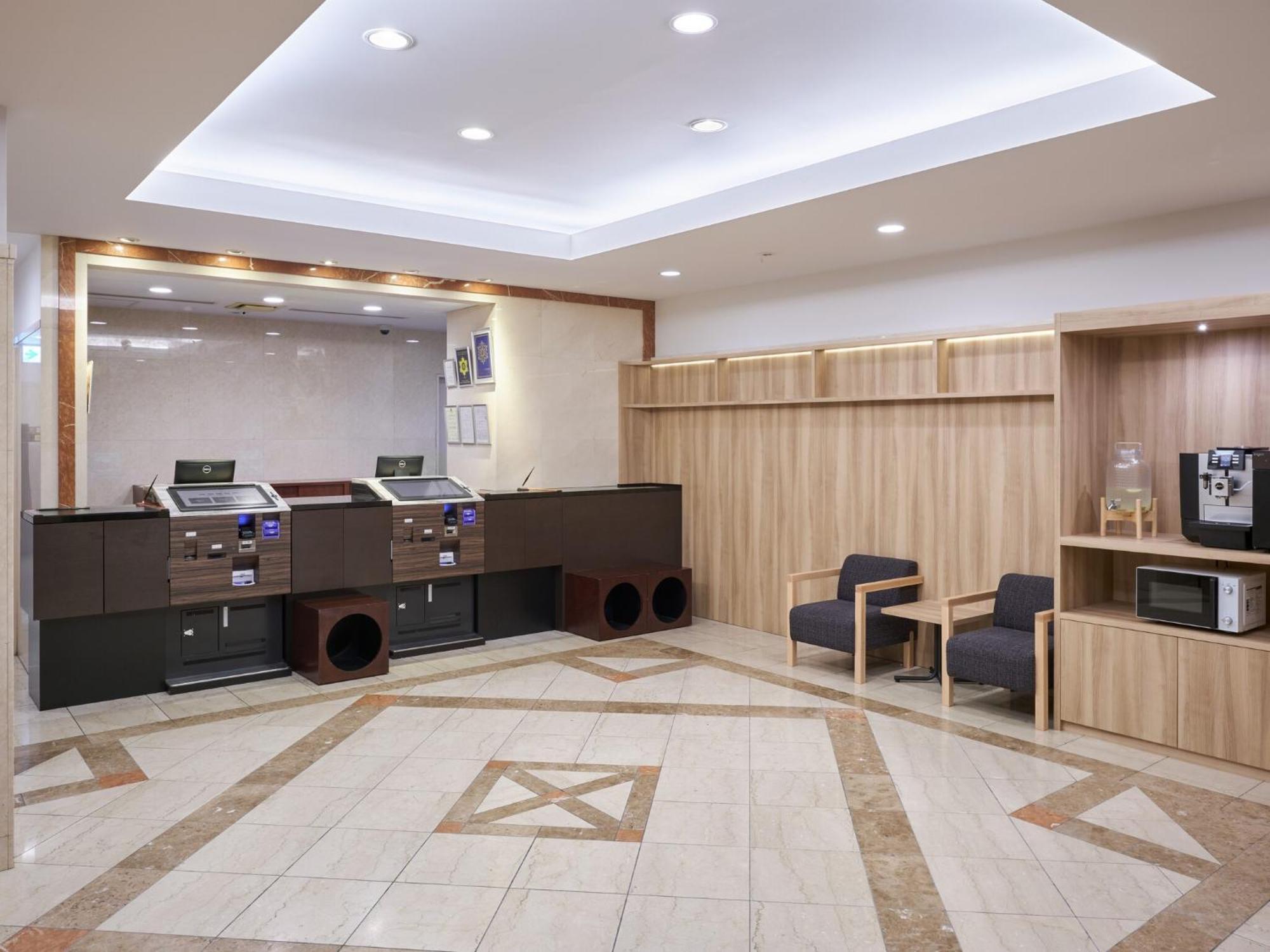 Hotel Villa Fontaine Tokyo-Jimbocho Екстер'єр фото